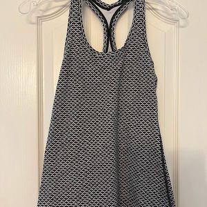 lululemon tank top black and white size 6